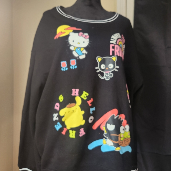 Hello Kitty Sweatshirt - Picture 2 of 3
